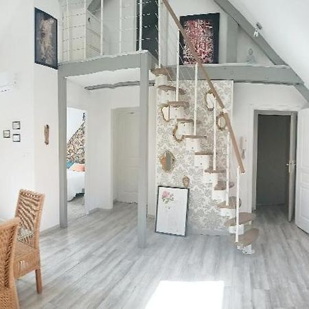 Appartement 100 M De La Plage Le Portel Exteriör bild