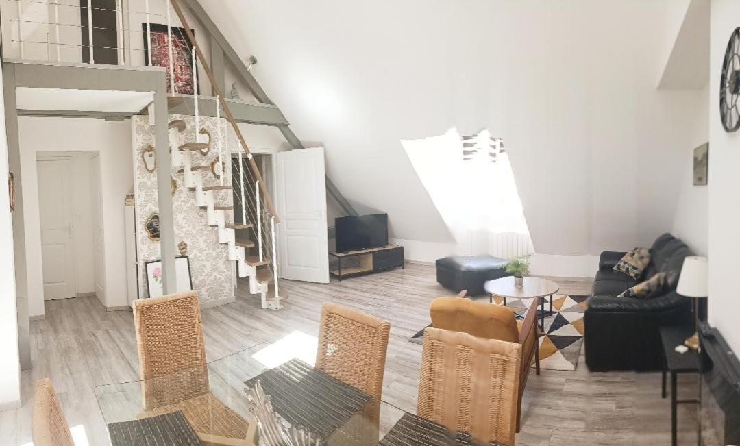 Appartement 100 M De La Plage Le Portel Exteriör bild